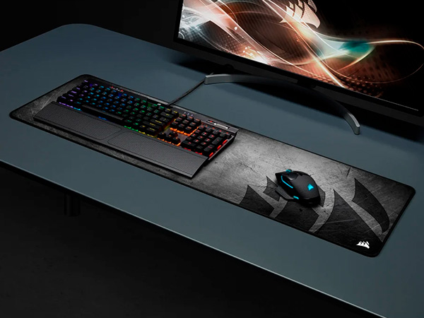 Teclado e mouse Corsair